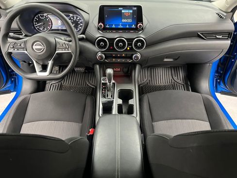 Used 2025 Nissan Sentra SV FWD image 31
