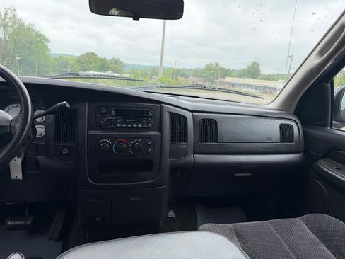 Used 2003 Dodge Ram 1500 Truck 2WD Quad Cab image 21