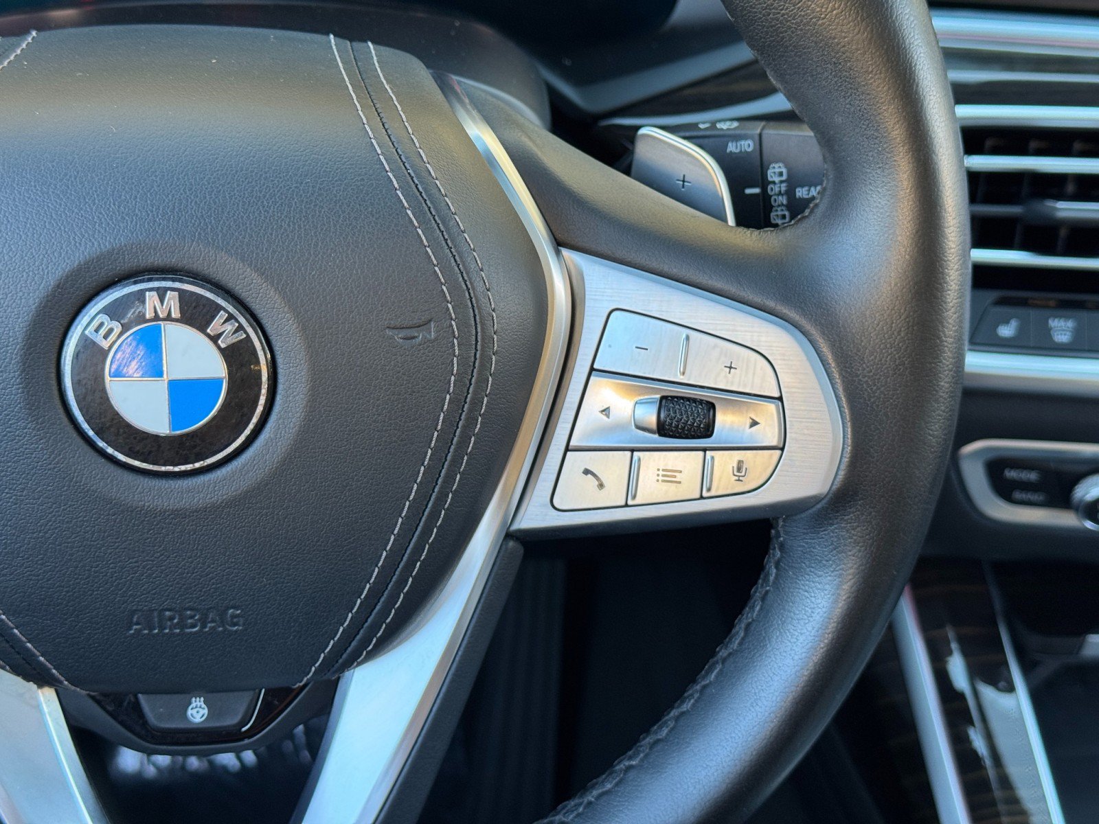 Used 2021 BMW X7 xDrive40i w/ Premium Package AWD/4WD image 24