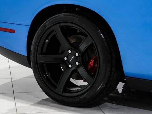 Used 2019 Dodge Challenger SRT Hellcat w/ Laguna Leather Package image 51