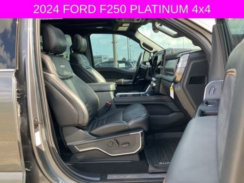 Used 2024 Ford F250 Platinum w/ FX4 Off-Road Package image 12