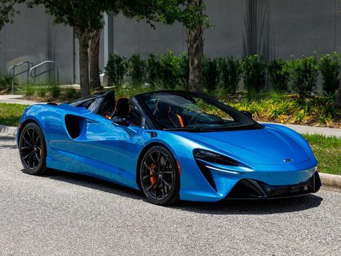 New 2026 McLaren Artura Spider RWD image 27