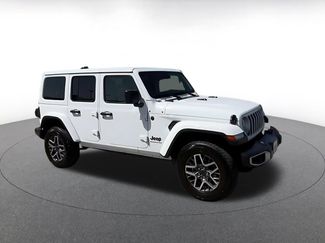 Used 2025 Jeep Wrangler Unlimited Sahara AWD/4WD video 2