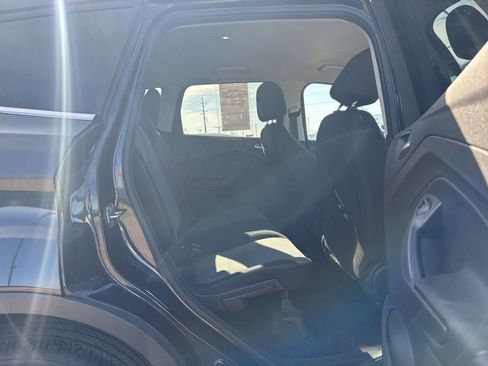 Used 2015 Ford Escape SE image 46