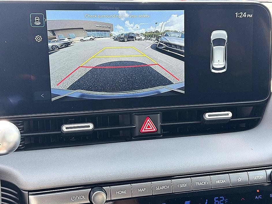 Certified 2025 Hyundai Ioniq 5 SE RWD image 15