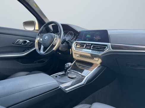 Used 2019 BMW 330i Sedan w/ Convenience Package image 14