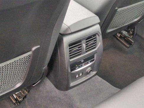 Used 2020 BMW 330i xDrive Sedan w/ Driving Assistance Package image 26