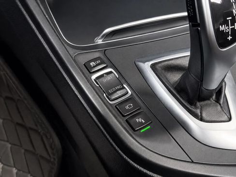 Used 2017 BMW 440i xDrive Convertible AWD/4WD image 42