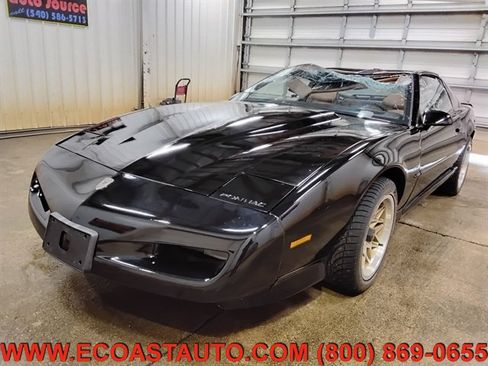 Used 1991 Pontiac Firebird Trans Am RWD image 4