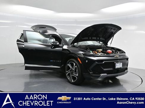 New 2025 Chevrolet Equinox EV LT image 32