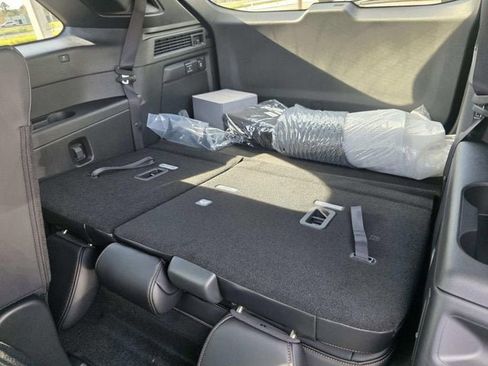 New 2026 MAZDA CX-90 3.3 Turbo w/ Premium Plus Pkg image 7