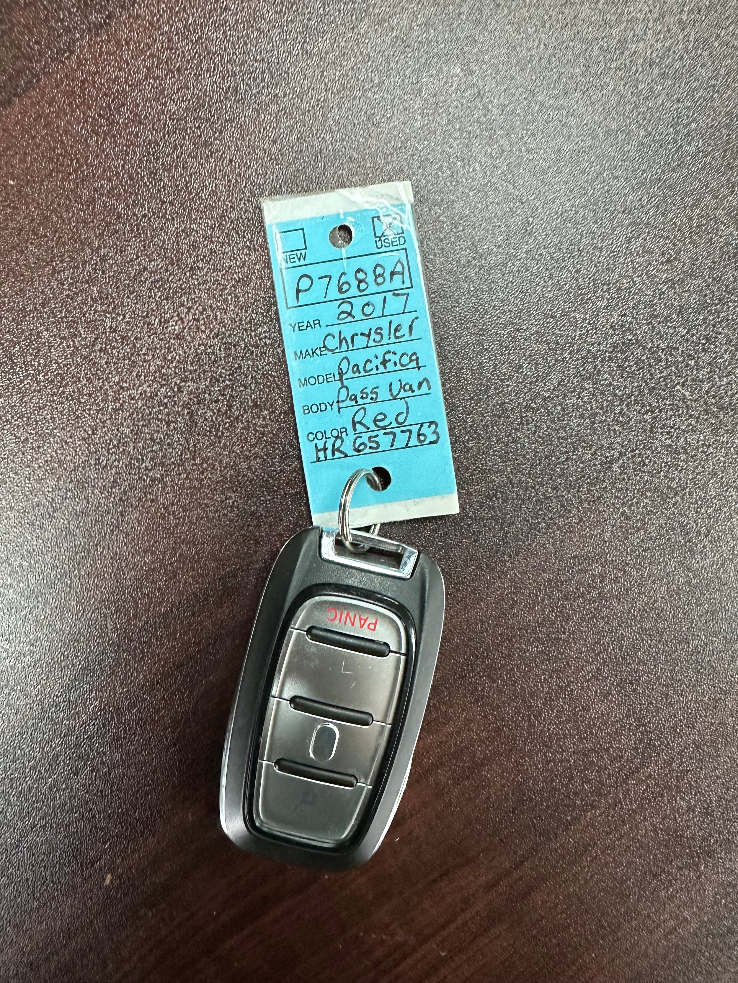 Used 2017 Chrysler Pacifica LX FWD image 25