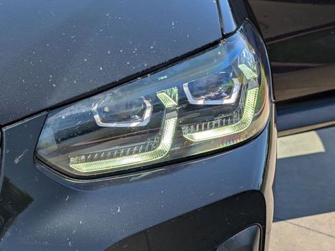 Certified 2023 BMW X4 M40i w/ Premium Package AWD/4WD image 9