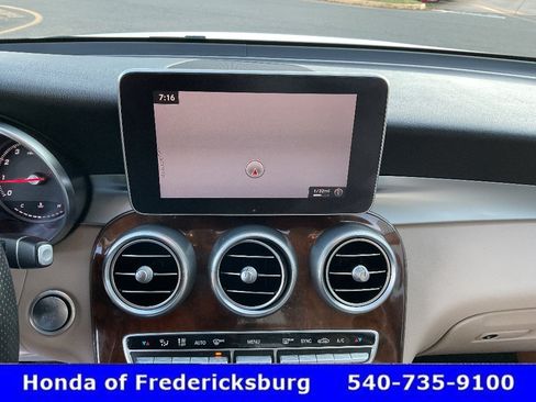 Used 2018 Mercedes-Benz GLC 300 4MATIC image 39