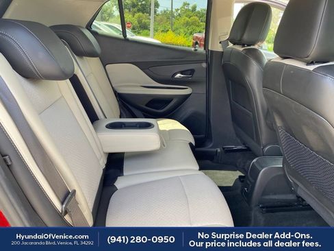 Used 2021 Buick Encore Preferred w/ Safety Package II AWD/4WD image 15