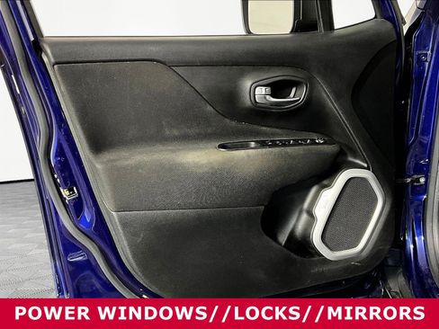 Used 2019 Jeep Renegade Sport w/ Sport Appearance Group AWD/4WD image 19