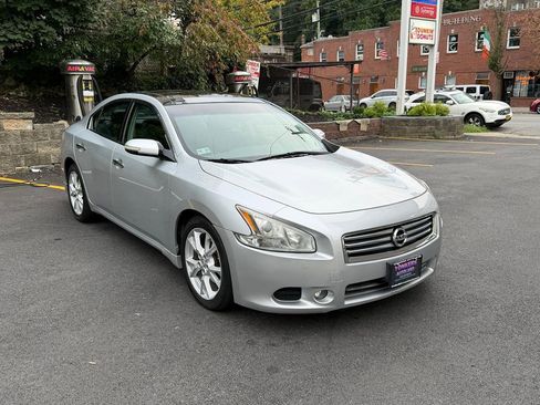 Used 2012 Nissan Maxima 3.5 SV w/ Premium Pkg image 7