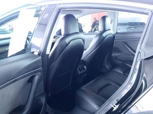 Used 2019 Tesla Model 3 Long Range RWD image 29