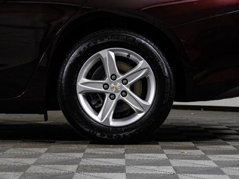 Used 2021 Chevrolet Malibu LS image 42