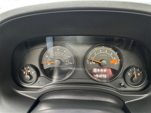 Used 2016 Jeep Patriot High Altitude image 24