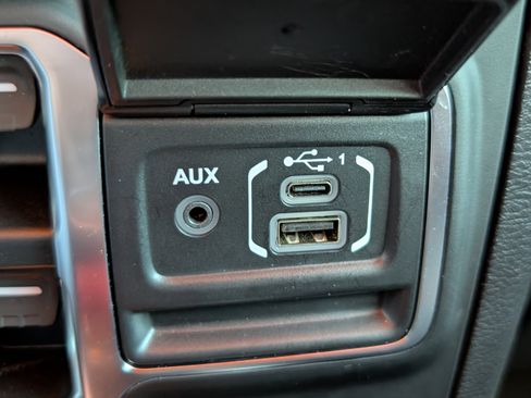 Used 2021 Jeep Gladiator Mojave image 20