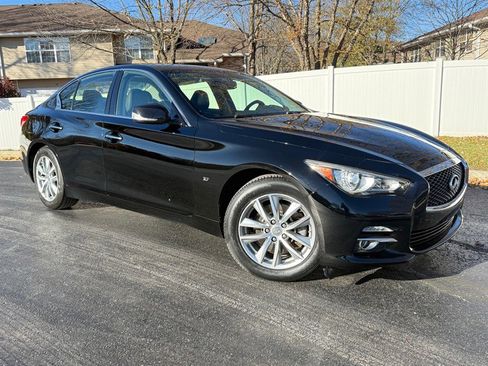 Used 2015 INFINITI Q50 Premium w/ Navigation Package image 2