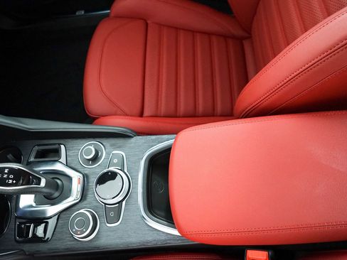 New 2024 Alfa Romeo Giulia Sprint image 43