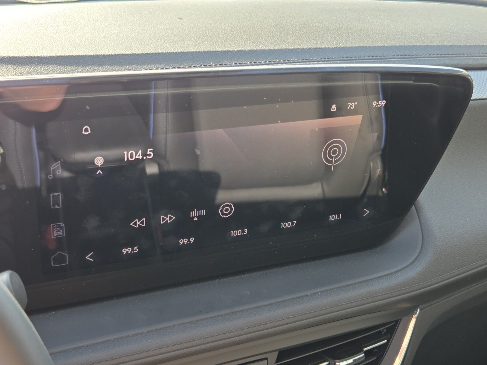 Used 2026 Buick Encore GX Sport Touring w/ Advanced Technology Package FWD image 25