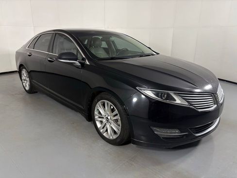 Used 2016 Lincoln MKZ w/ Equipment Group 300A Reserve image 2