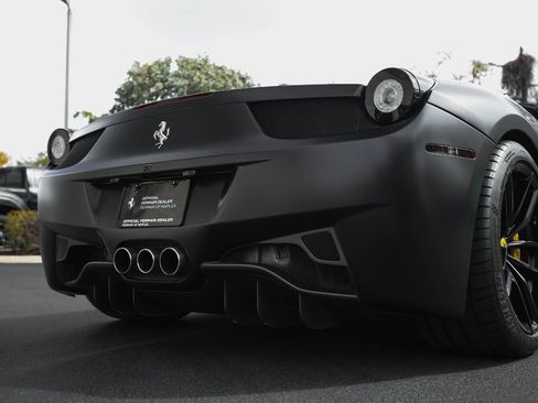 Used 2013 Ferrari 458 Spider image 16