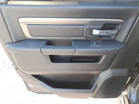 Used 2017 RAM 1500 Sport w/ Convenience Group image 7