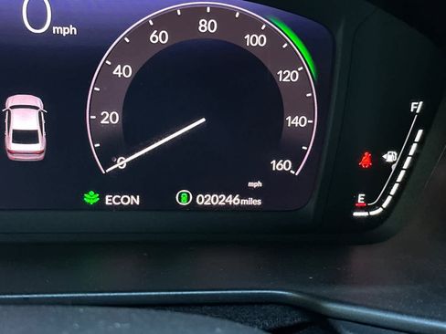 Used 2025 Honda Accord Sport image 28
