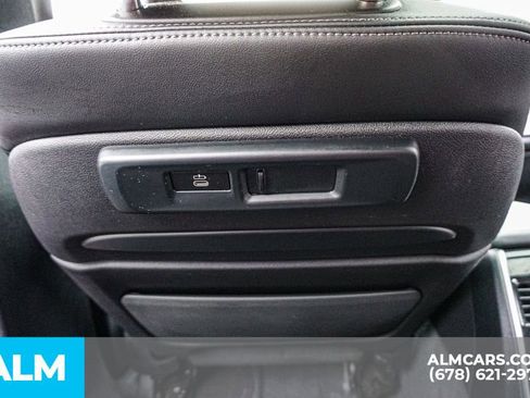 Used 2023 BMW X6 xDrive40i w/ Executive Package image 32