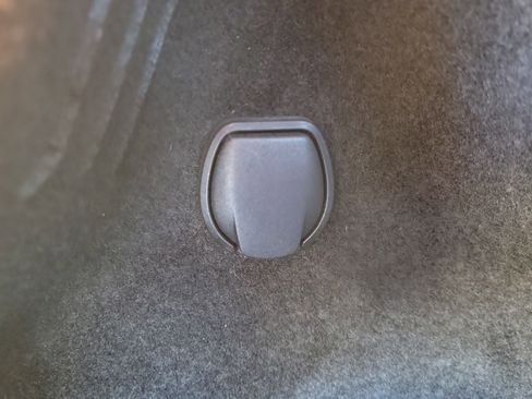 Used 2021 Mercedes-Benz GLB 250 image 10