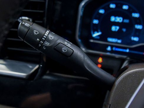 Used 2023 GMC Sierra 1500 SLE AWD/4WD image 29