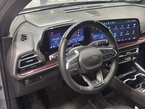 Used 2024 Chevrolet Traverse Z71 w/ Enhanced Driving Package image 20