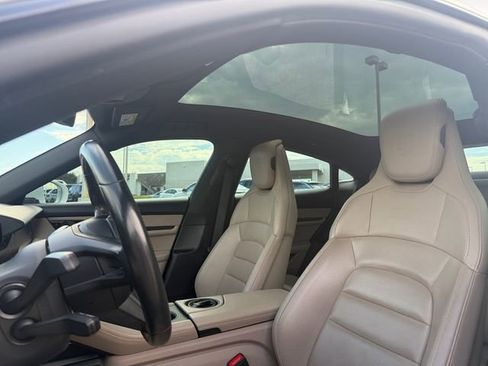 Used 2021 Porsche Taycan RWD image 32