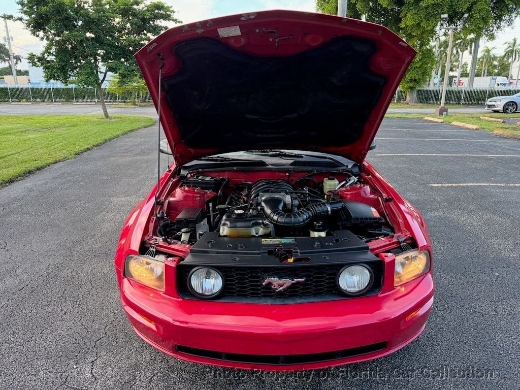 Used 2006 Ford Mustang GT Premium RWD image 65