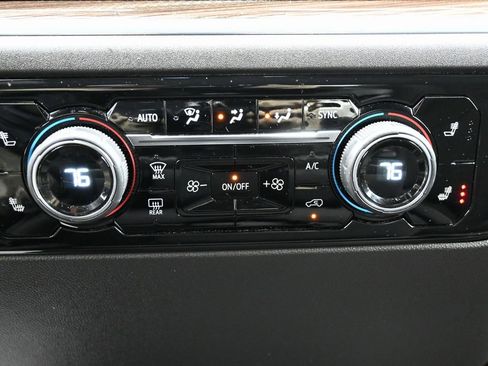 Used 2023 Chevrolet Silverado 1500 LT image 26