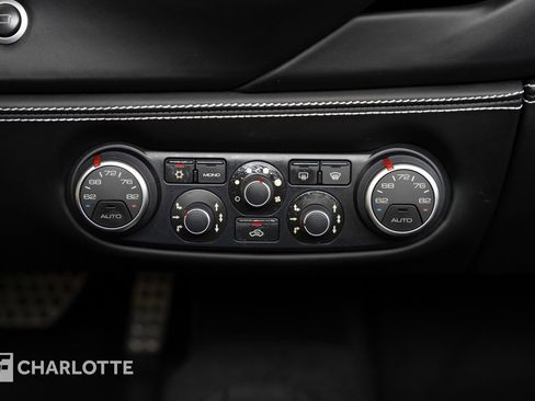 Used 2017 Ferrari 488 Spider image 29