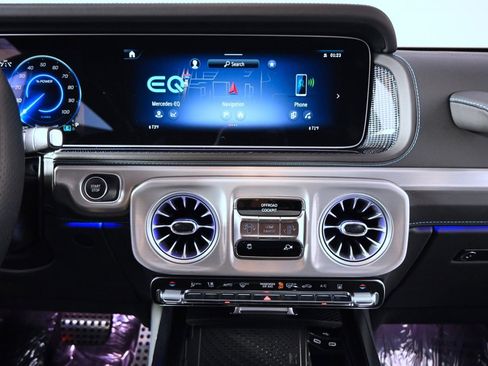 Used 2025 Mercedes-Benz G 580 w/ EQ Technology image 30
