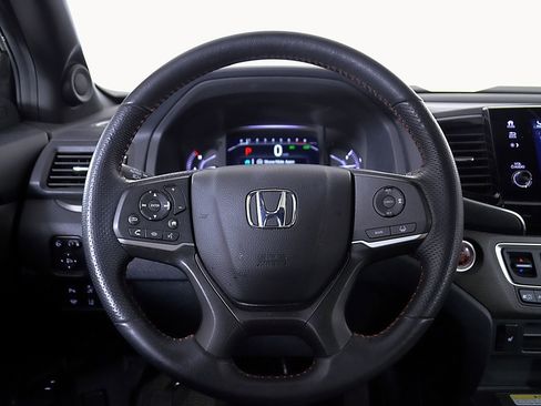 Used 2023 Honda Passport TrailSport image 28