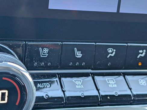 New 2026 Chevrolet Colorado Z71 AWD/4WD image 18