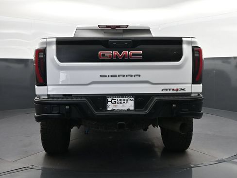Used 2024 GMC Sierra 2500 AT4X w/ AT4X AEV Edition AWD/4WD image 6