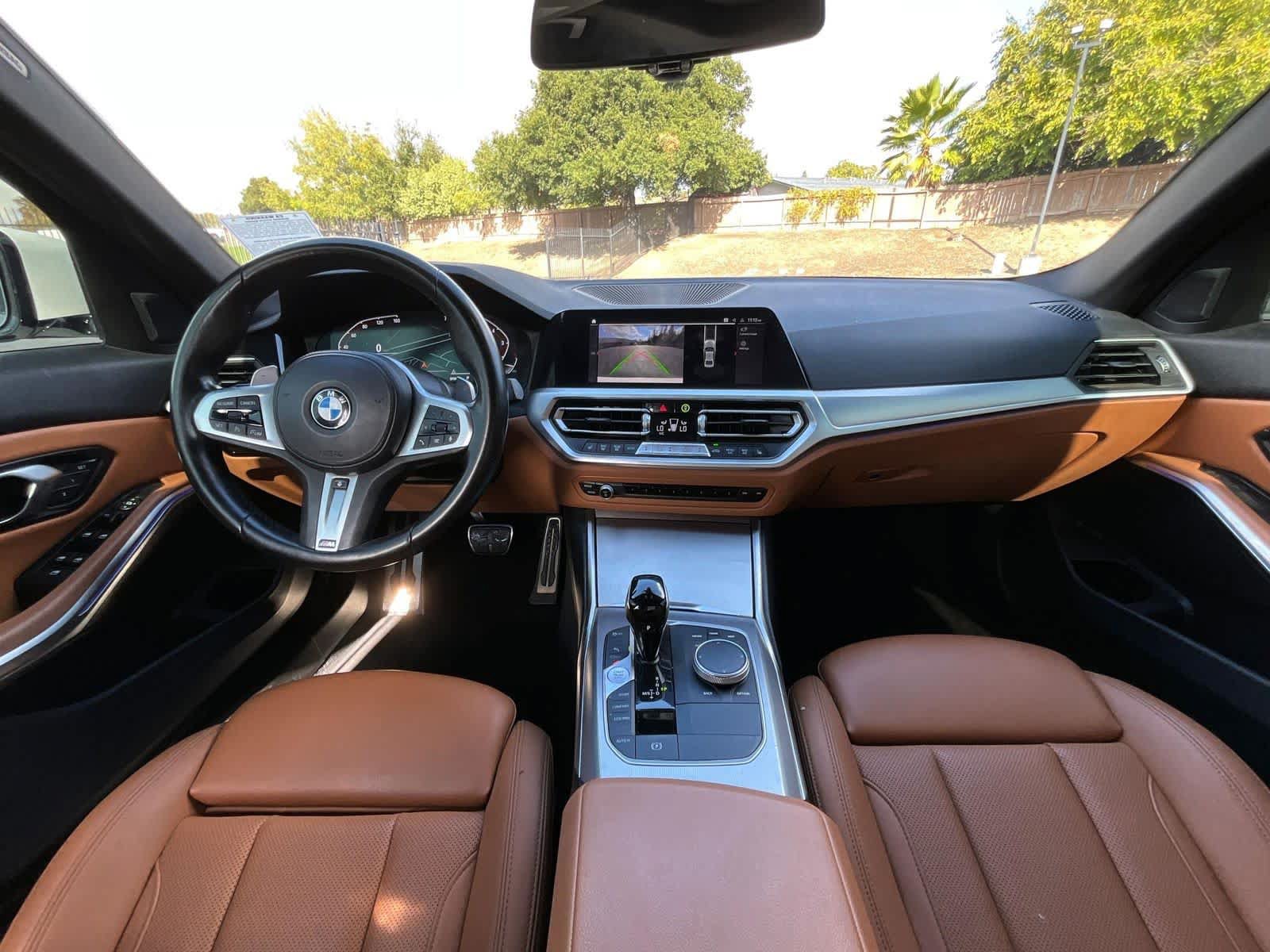 Used 2022 BMW 330i Sedan w/ M Sport Package RWD image 5