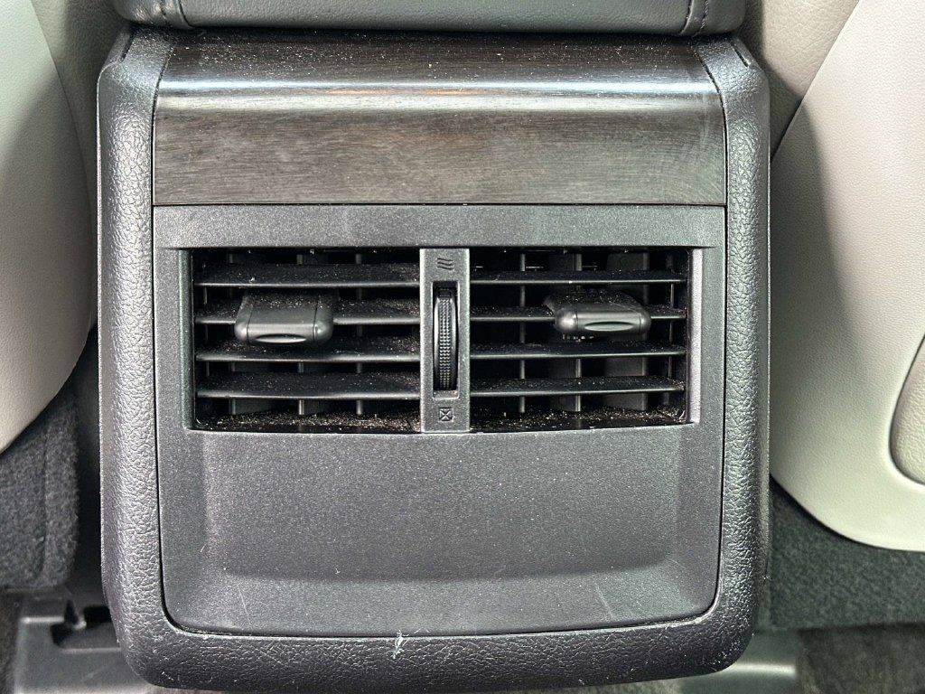 Used 2016 Toyota Avalon XLE Premium FWD image 16