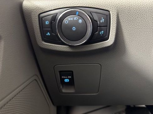 Certified 2019 Ford F150 XL w/ Equipment Group 101A Mid image 19