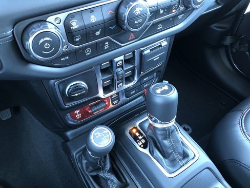 New 2026 Jeep Wrangler Unlimited Rubicon image 26