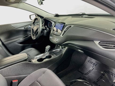 Used 2022 Chevrolet Malibu LT FWD image 27