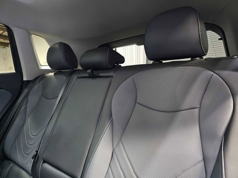 New 2026 Volkswagen Tiguan SE AWD/4WD image 19